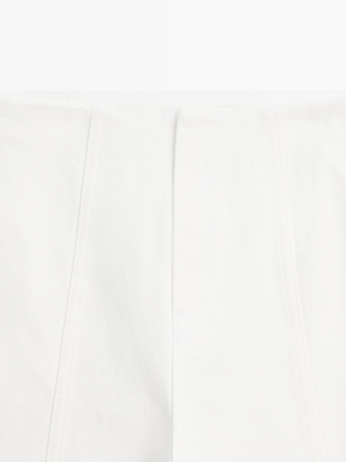 JEANS WIDE LEG DETALLE COSTURAS