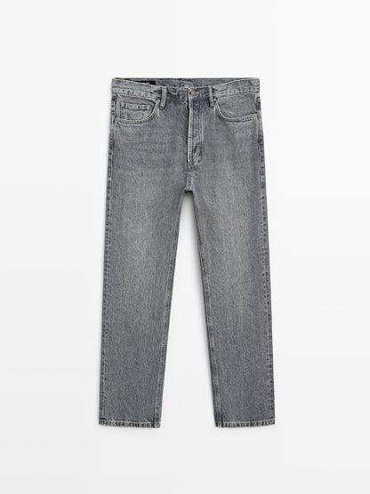 JEANS STRAIGHT FIT