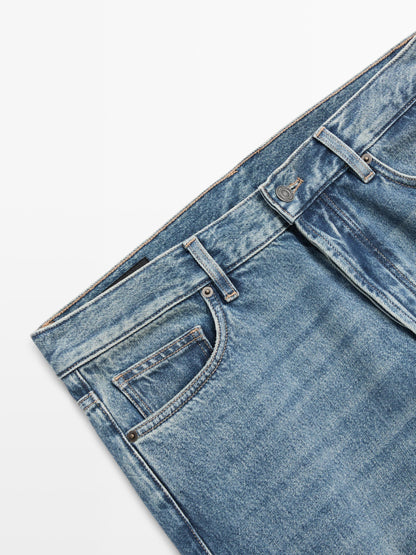JEANS STRAIGHT FIT