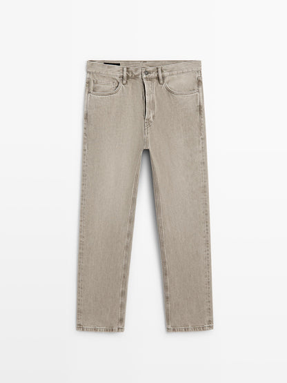 JEANS STRAIGHT FIT