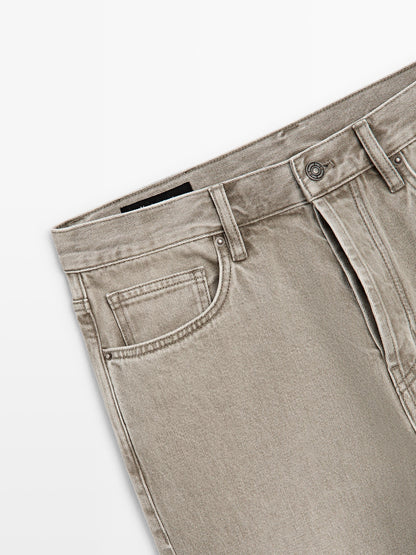 JEANS STRAIGHT FIT