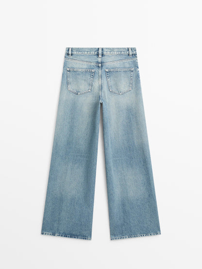 JEANS PIERNA ANCHA TIRO ALTO