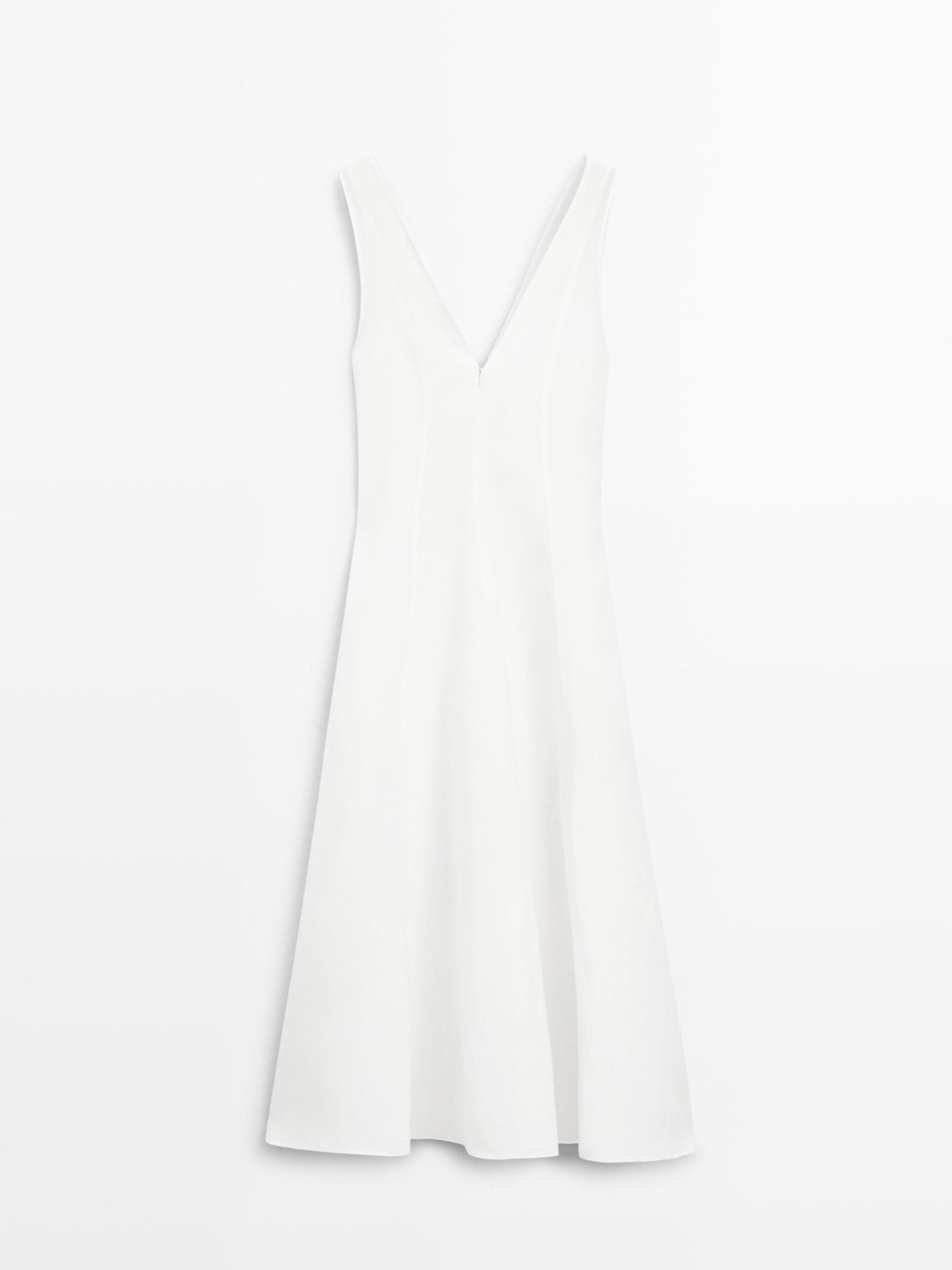 VESTIDO MIDI FLUIDO CON LINO