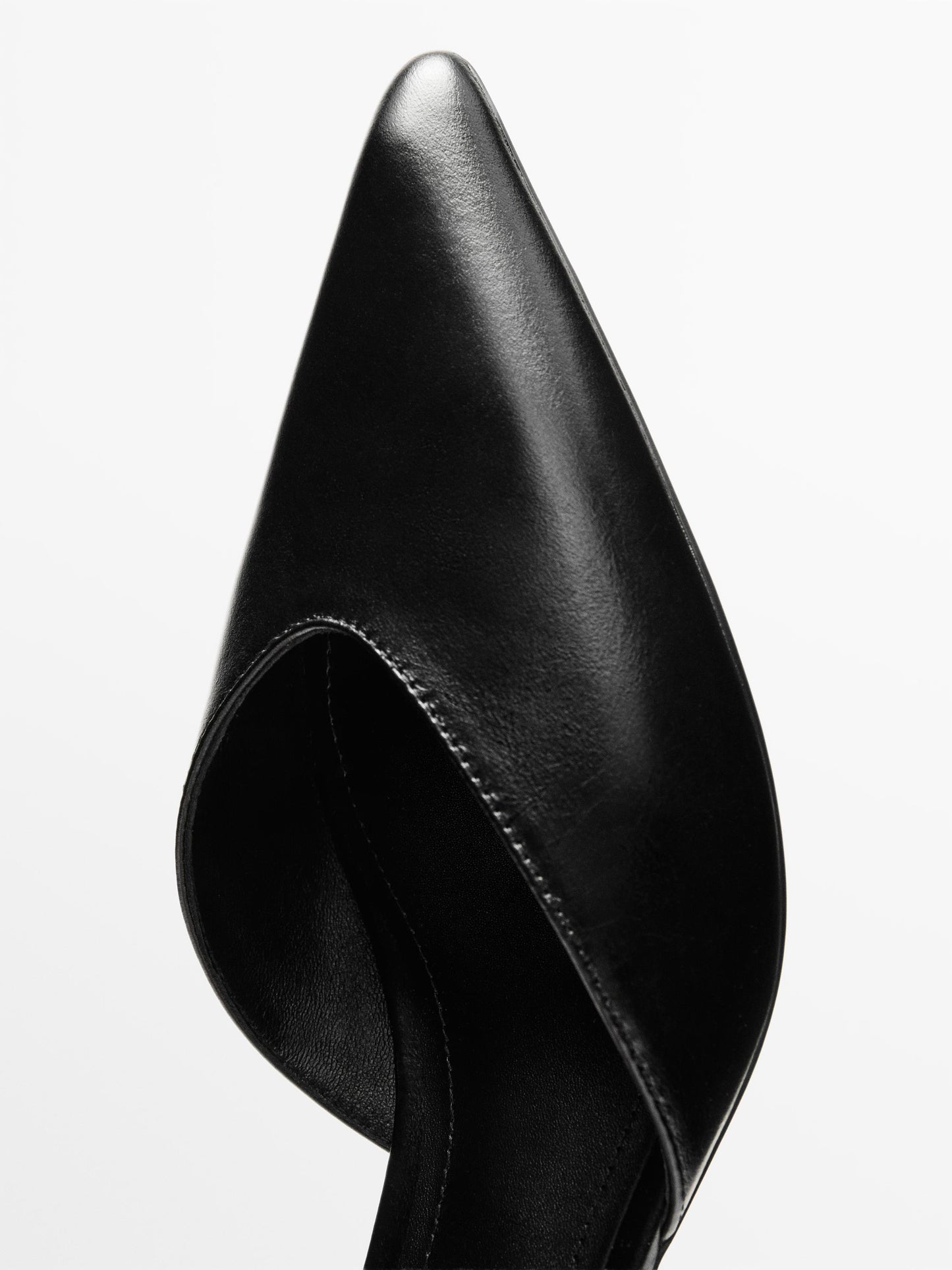 ZAPATO DE TACÓN DESTALONADO